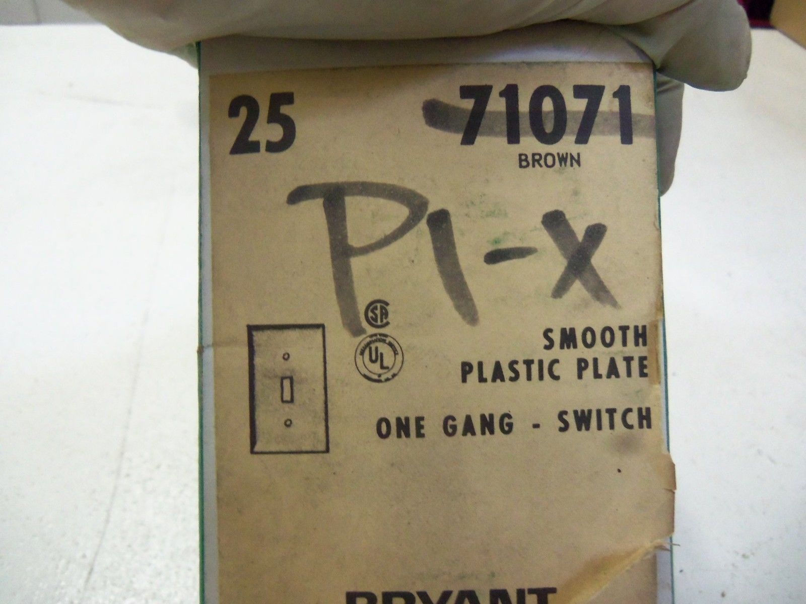 LOT OF 25 BRYANT 71071 NSMP