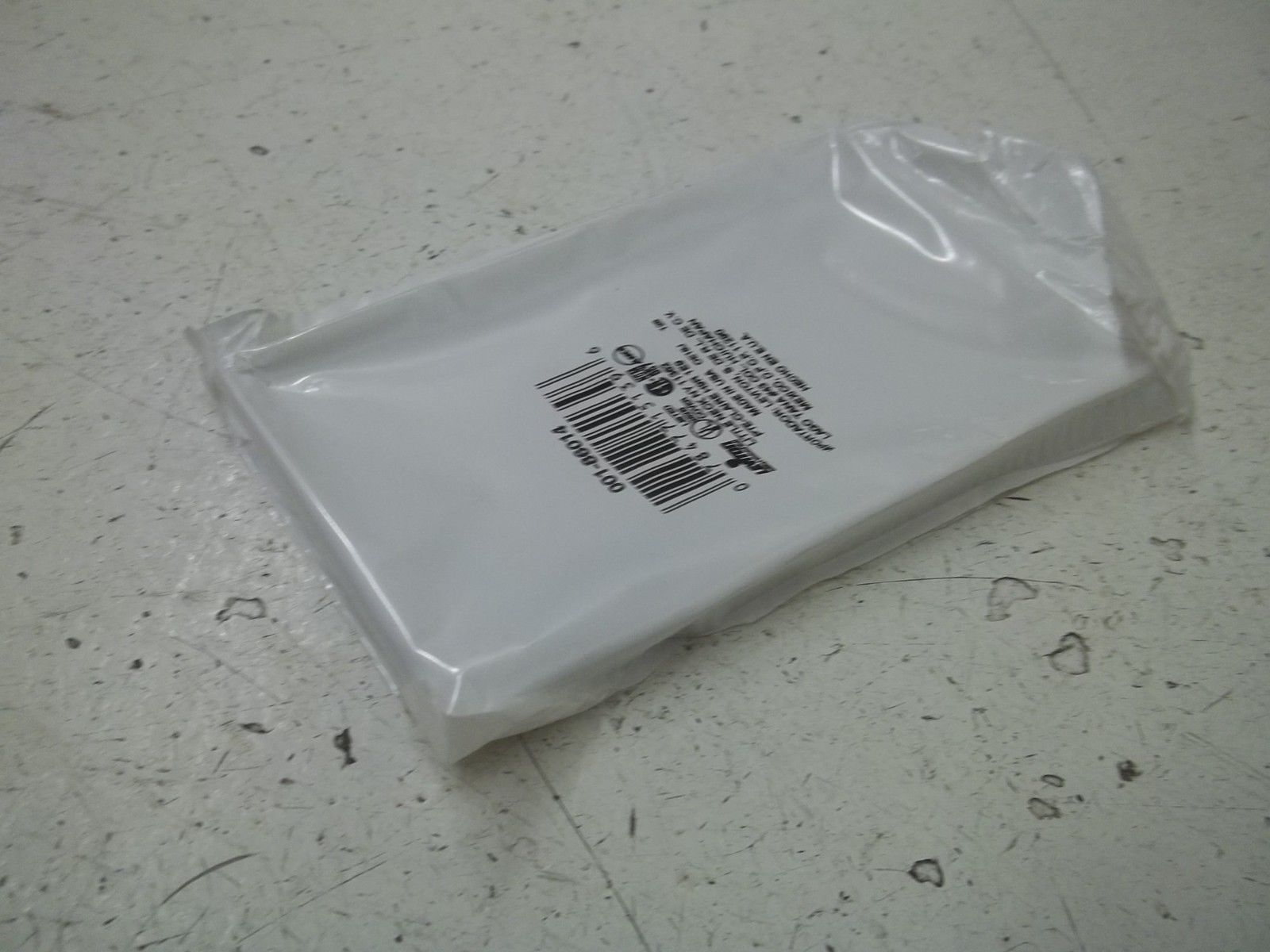 LOT OF 25 LEVITON 86014 PLASTIC SINGLE BLANK PLATE NSMP