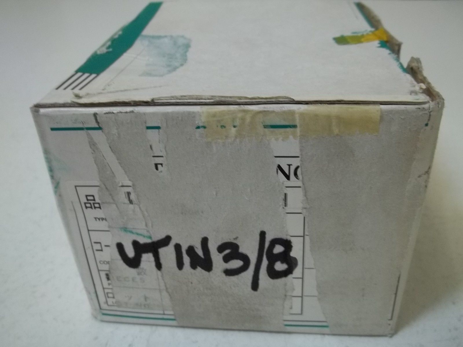 LOT OF 25 NITTA MOORE UT1N3/8 TUBE FITTINGS NSMP