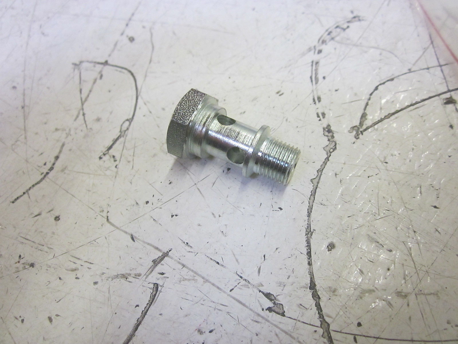 LOT OF 2 60312402 FITTING, CENTRAL LUBE NSMP