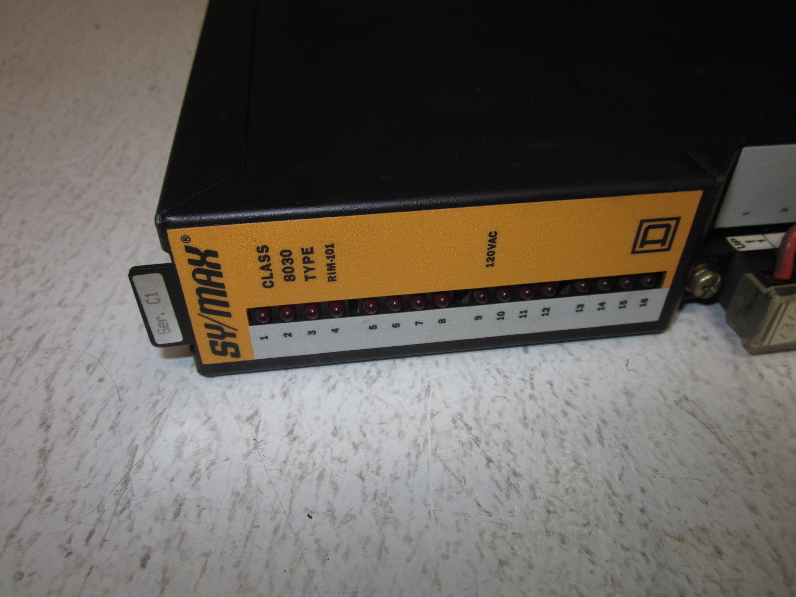 LOT OF 27 SQUARE D / SY/MAX INPUT MODULE 8030 RIM101 SER.C1 UNMP