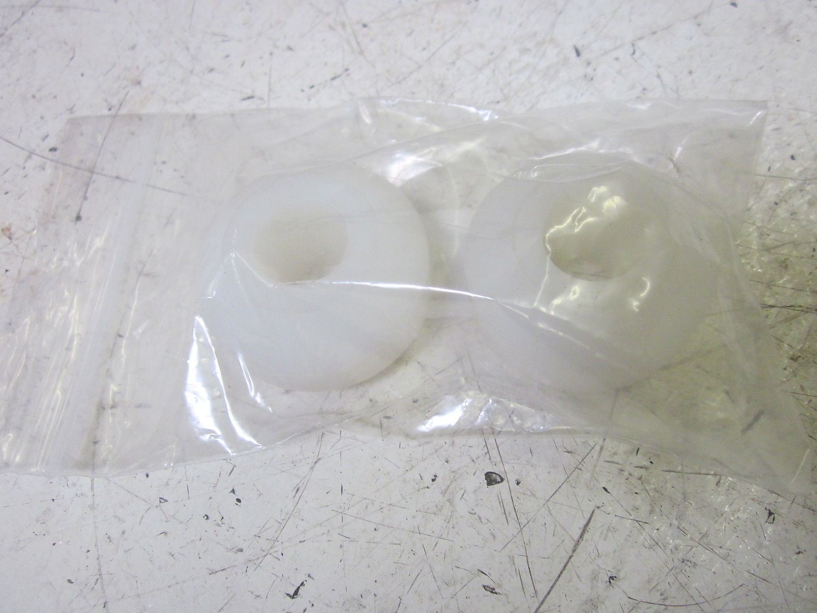 LOT OF 2 ROLLER  8465200091 NSMP