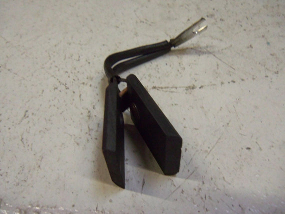 RELIANCE ELECTRIC RE44EX CARBON BRUSH *USED*