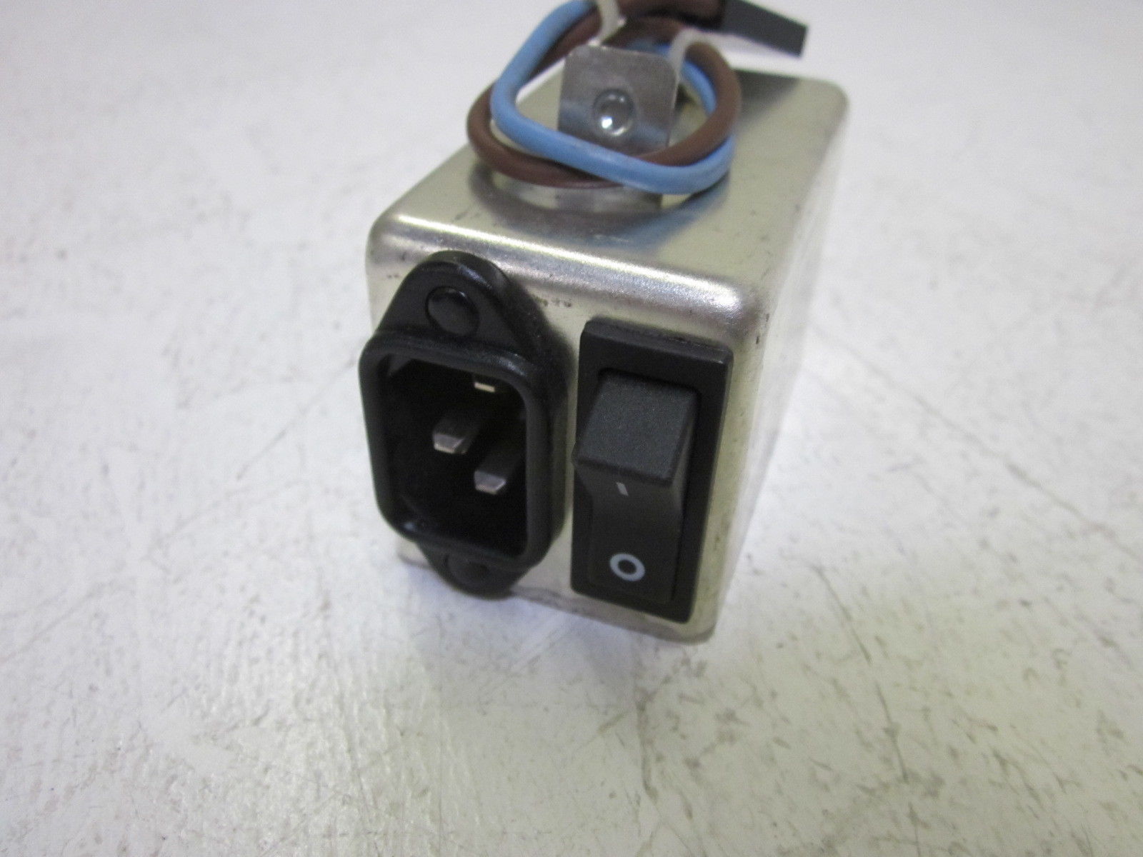 LOT OF 2 AEROVOX A04SPL0084 POWER MODULE 250VAC UNMP