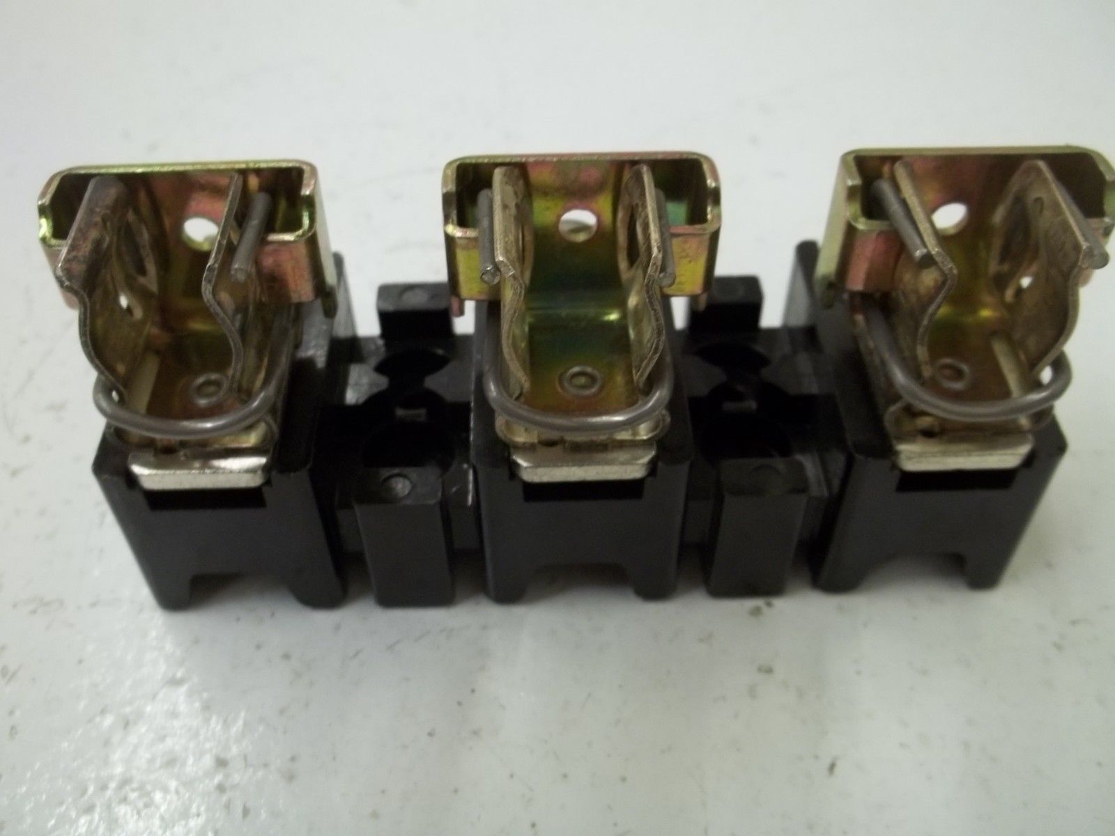 ALLEN BRADLEY 40023-415-02 FUSE BLOCK UNMP