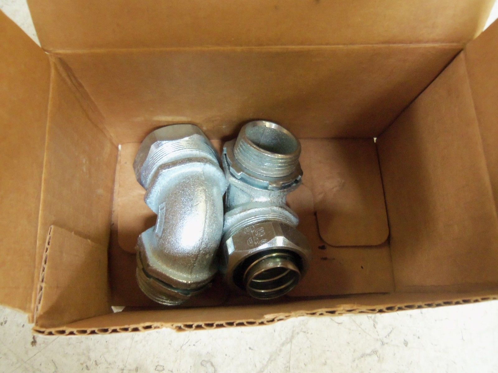 LOT OF 2 APPLETON ST-90100 CONDUIT NSMP
