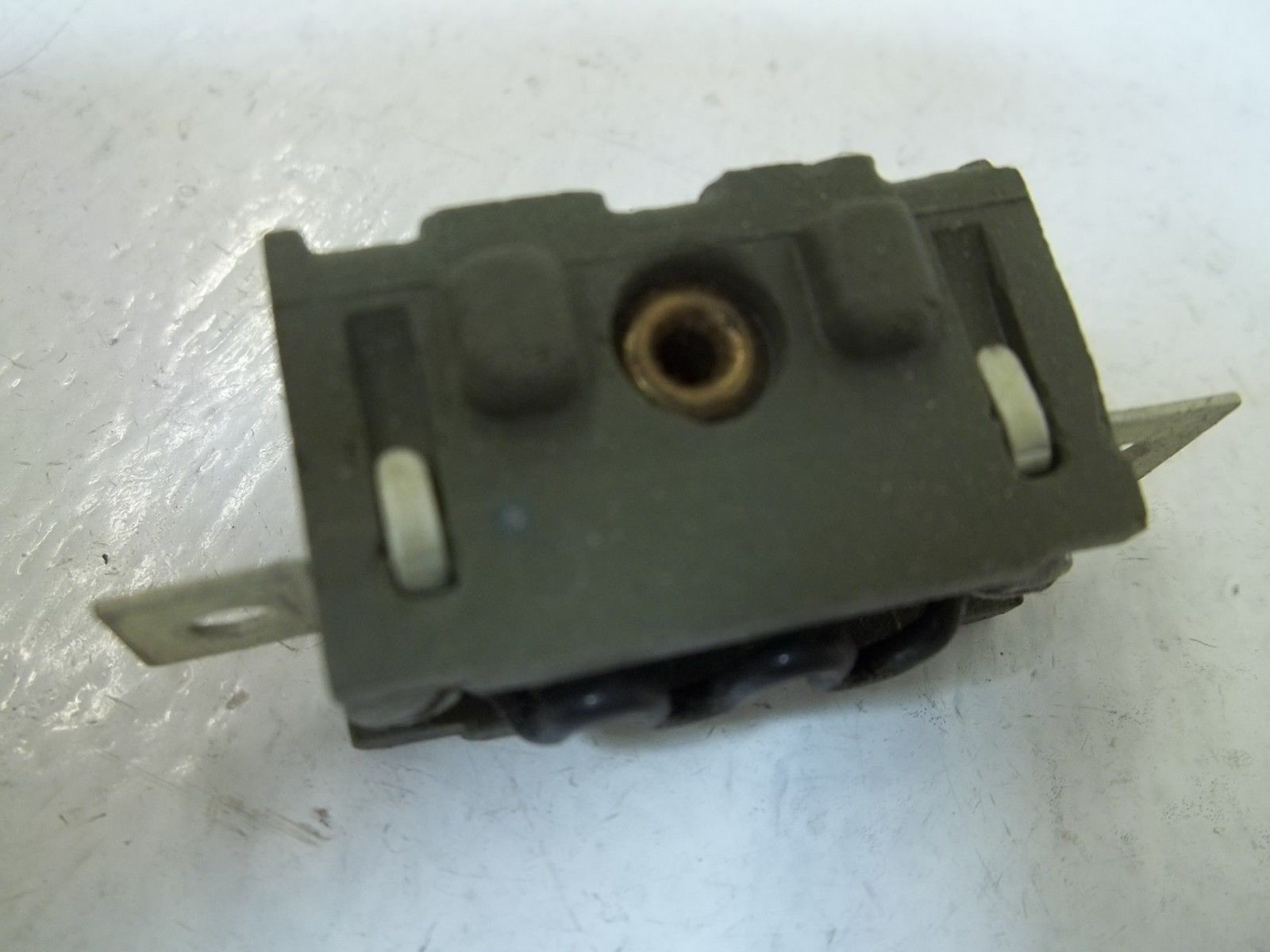 LOT OF 2 ARROW-HART  42413 HEATER COIL ELEMENT THERMAL UNMP