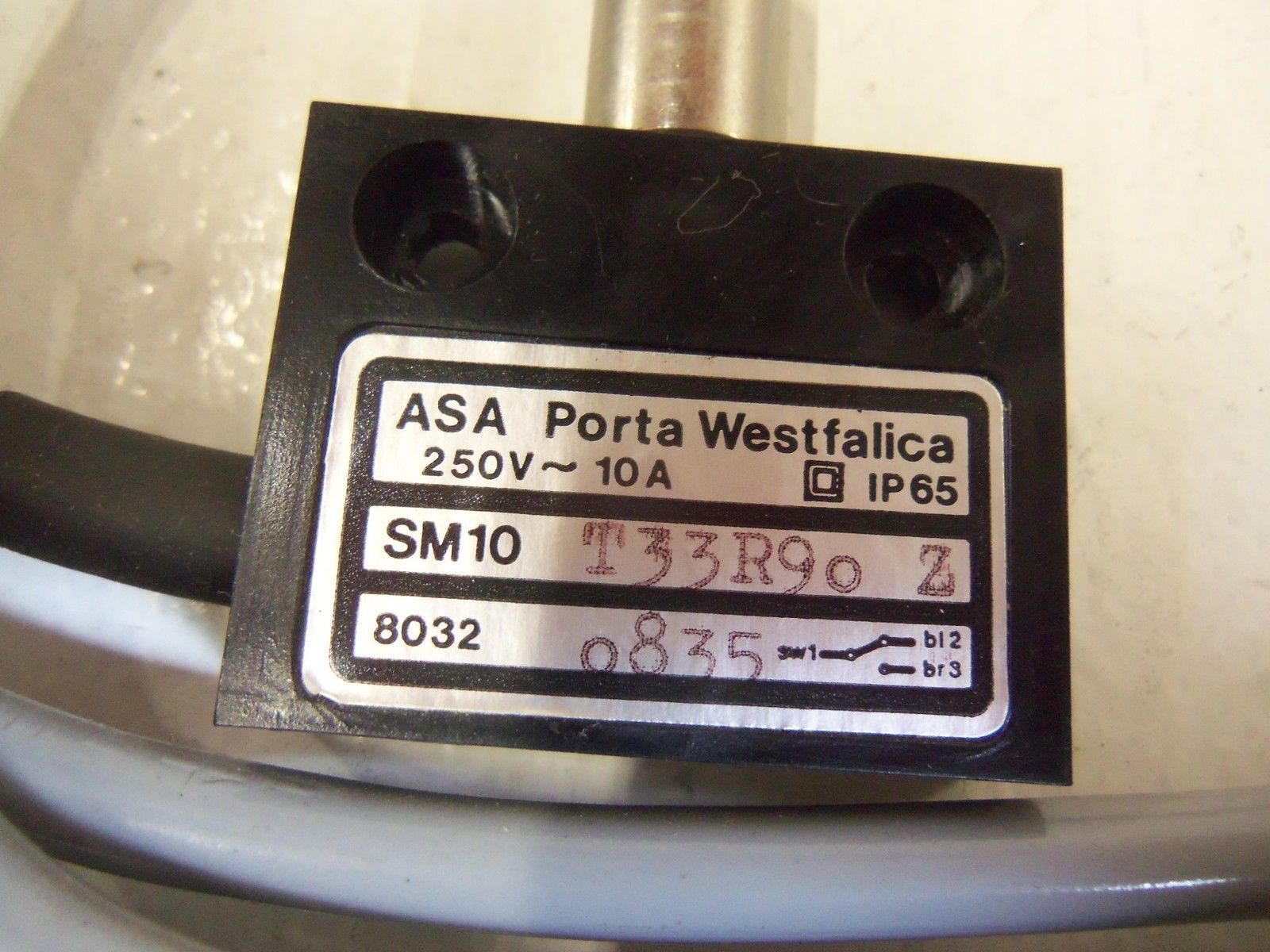 LOT OF 2 ASA PORTA WEST FALICA SM10T33R9oZ UNMP