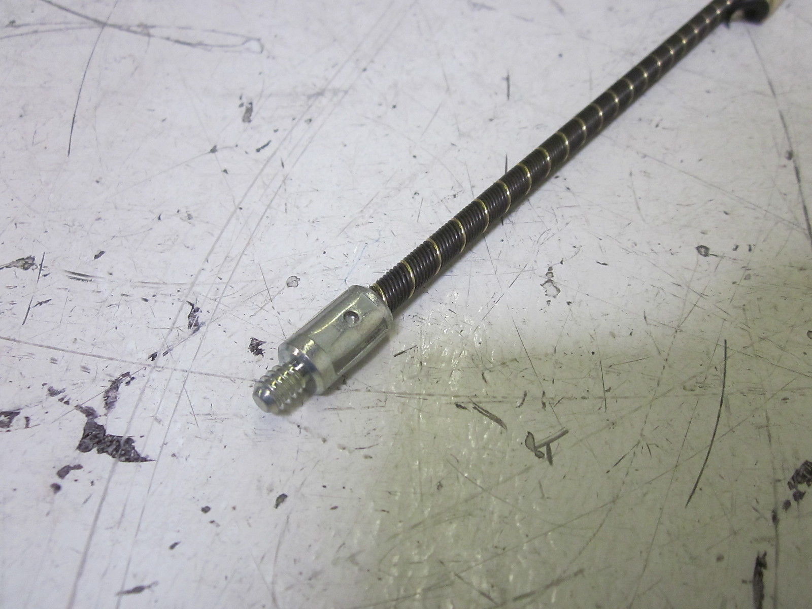 LOT OF 2 BDM777Y EXTRACTOR HOOK NSMP