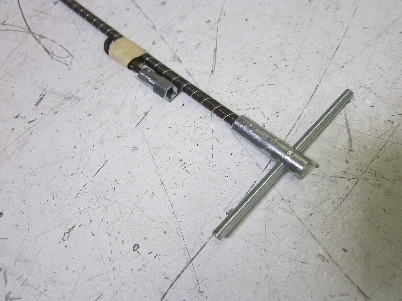 LOT OF 2 BDM777Y EXTRACTOR HOOK NSMP
