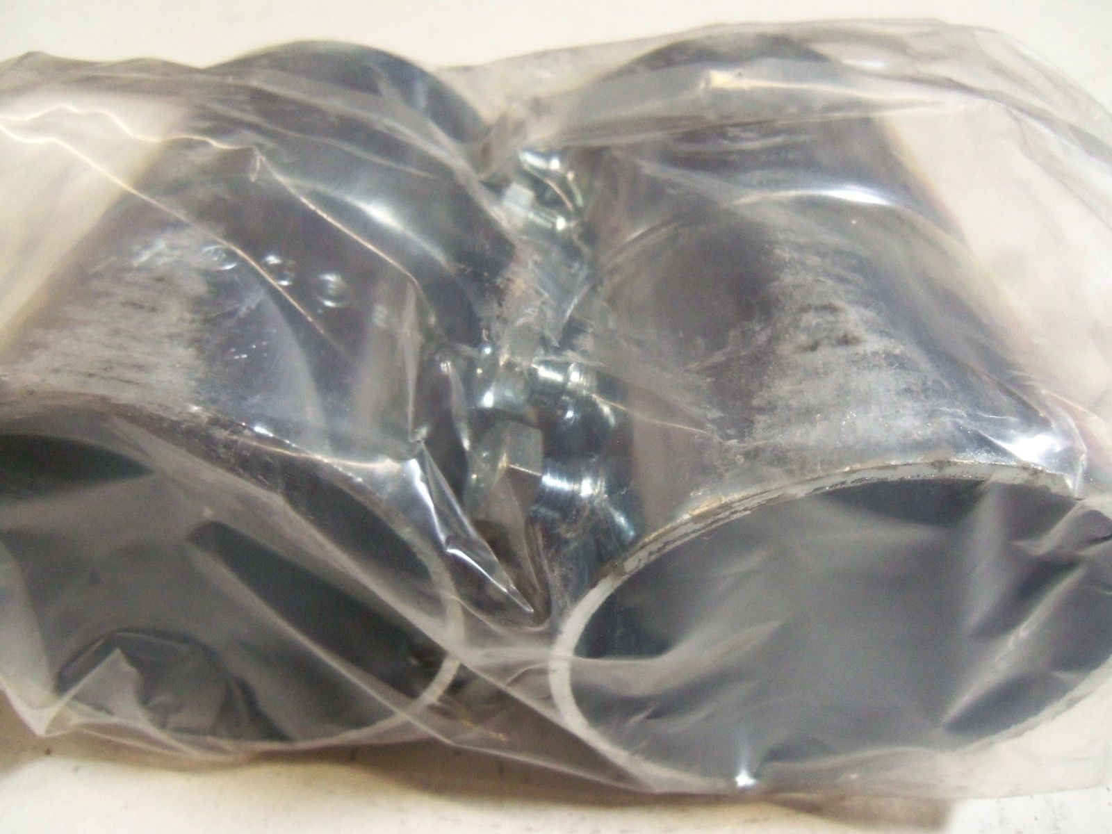 LOT OF 2 BRIDGEPORT 246 2 1/2" STEEL COUPLING NSMP