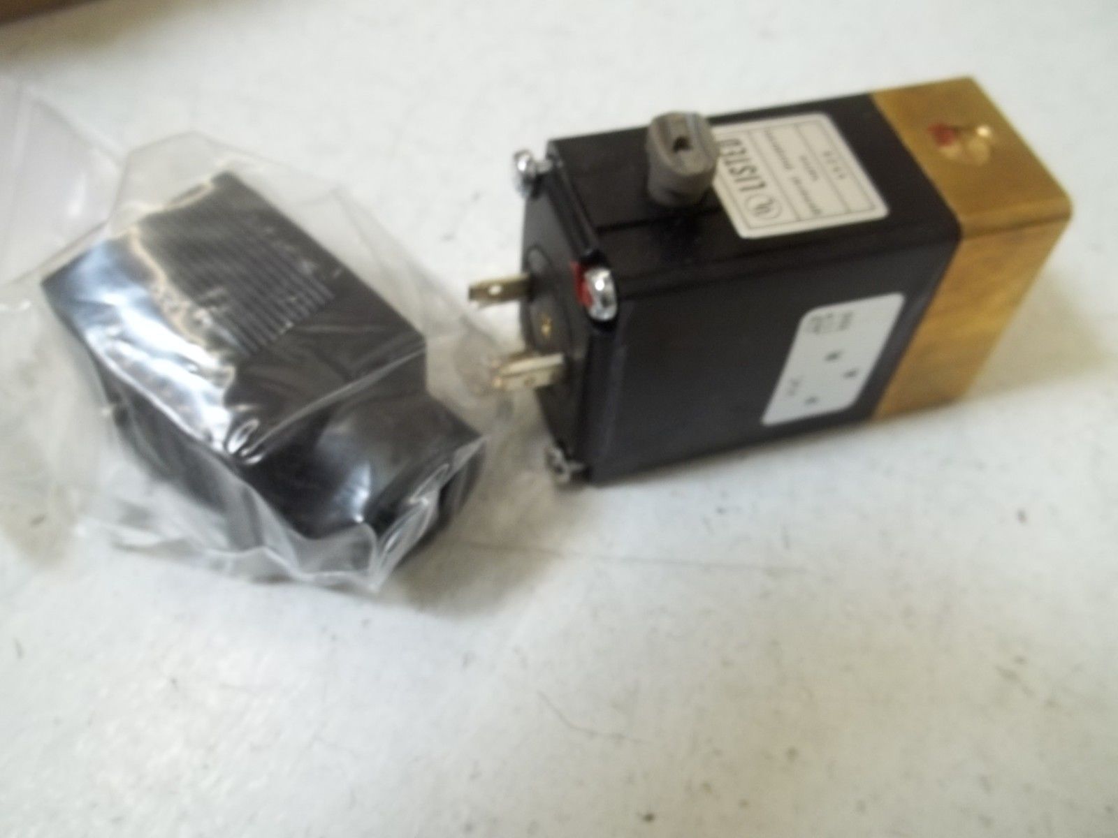 LOT OF 2 BURKER 00453270 NSMP