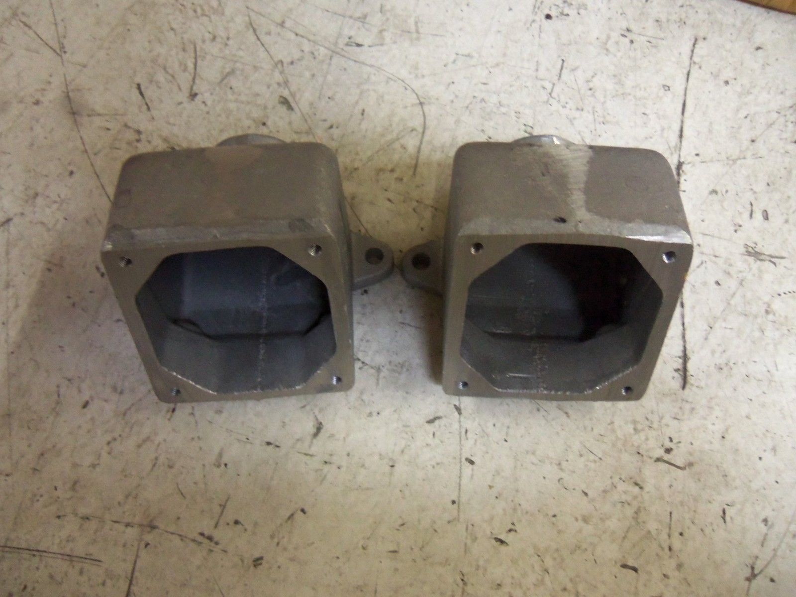 LOT OF 2 CROUSE-HINDS ARE33 CONDUIT NSMP
