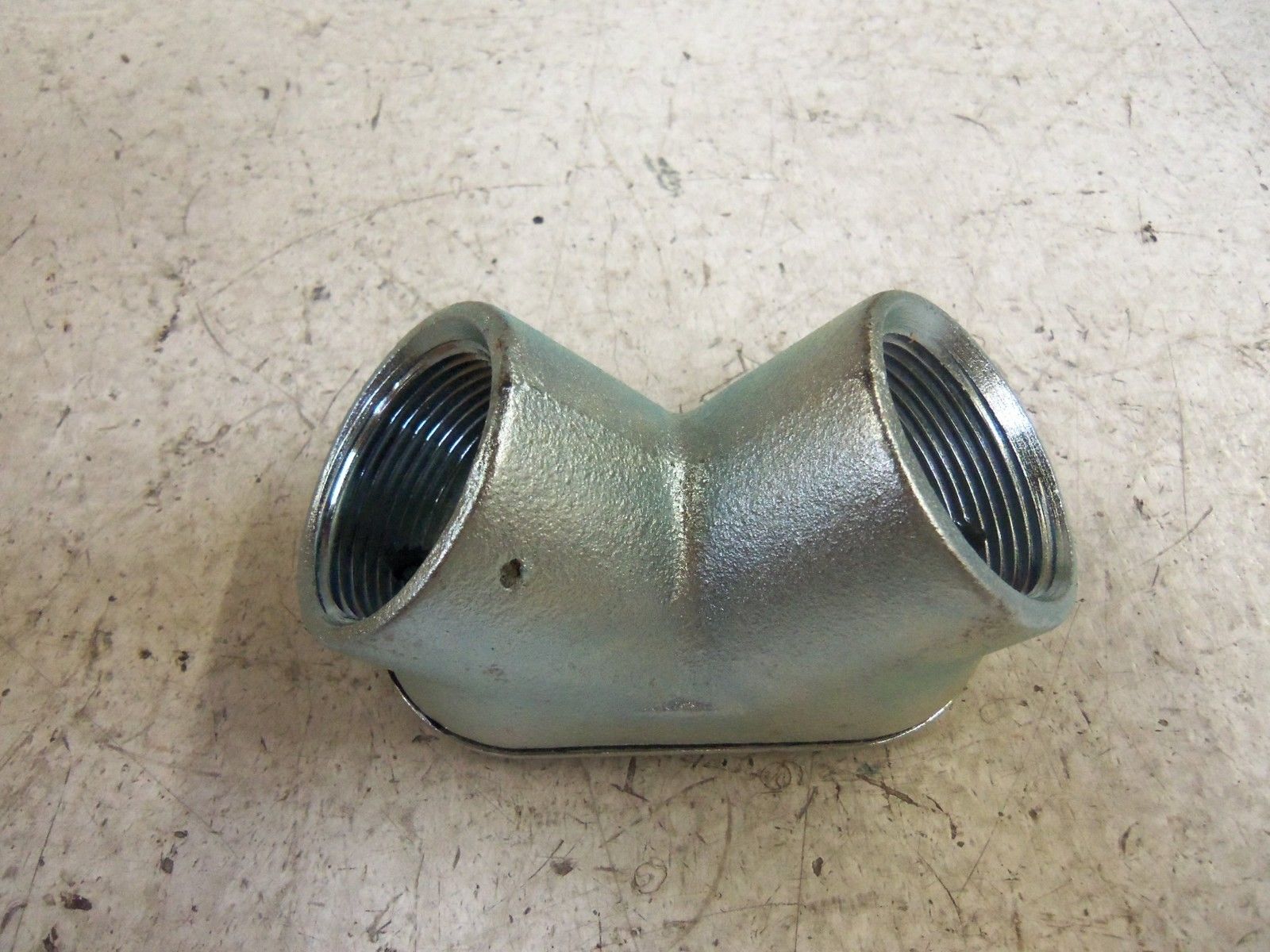 LOT OF 2 CROUSE-HINDS 823 CONDUIT NSMP