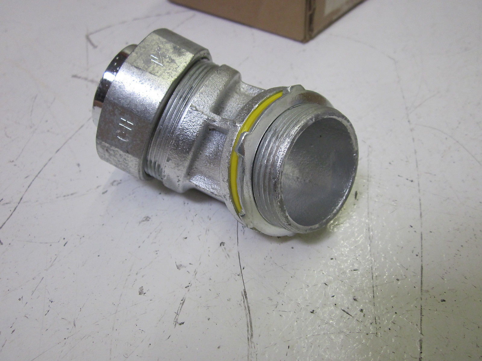LOT OF 2 CROUSE-HINDS LT15045 45 DEGREE CONNECTOR 1-1/2" NSMP