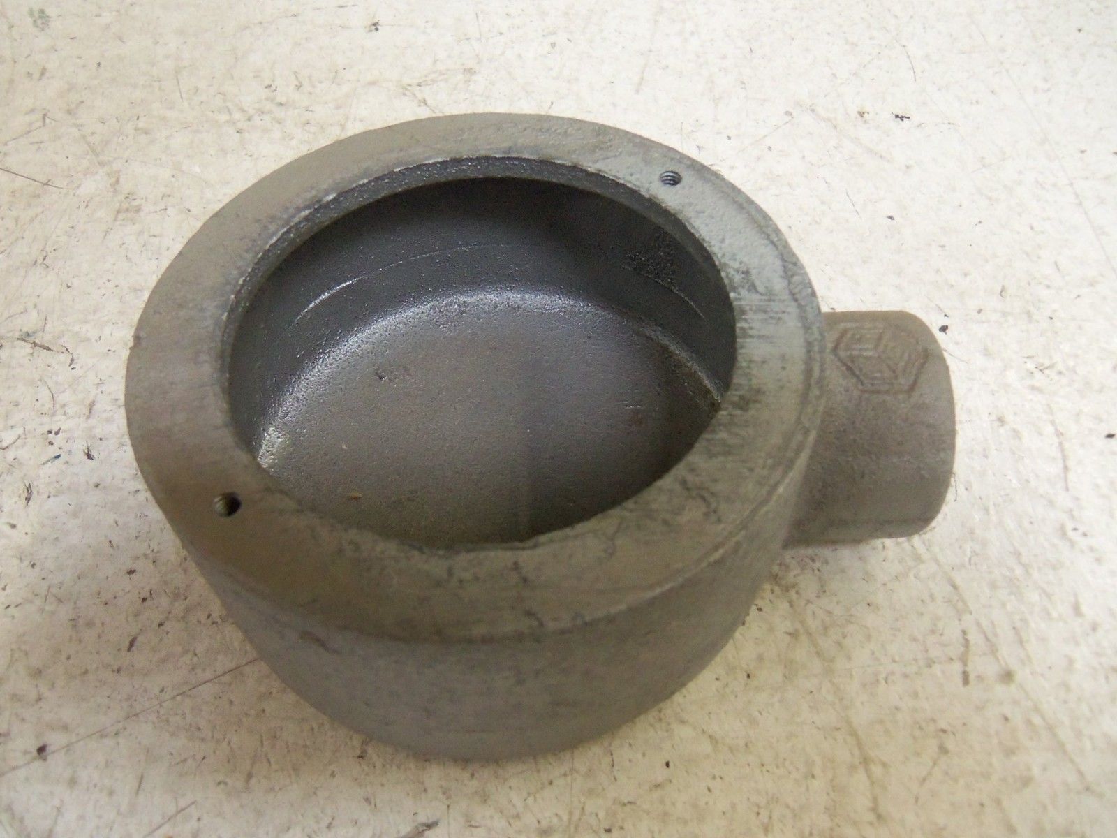 LOT OF 2 CROUSE-HINDS SEH2 CONDUIT (MISSING TOP OF BOX) NSMP