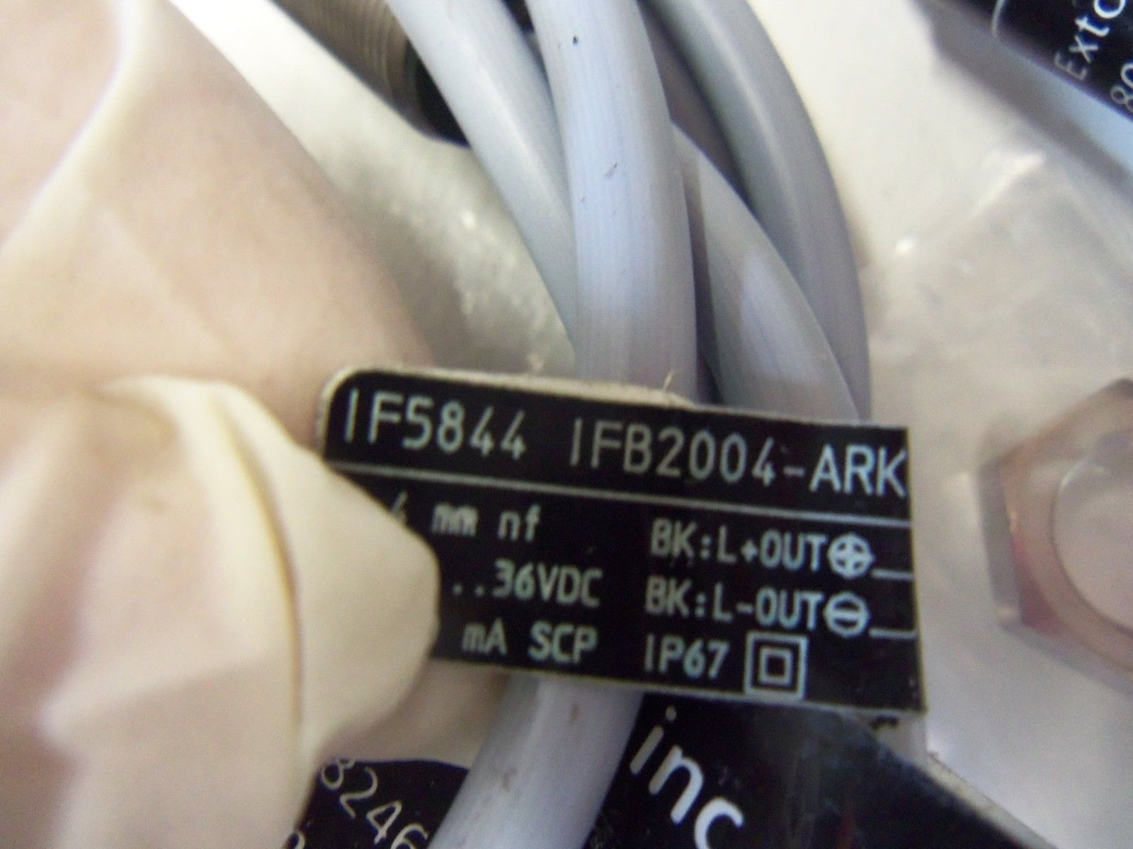 LOT OF 2 EFECTOR IF5844 NSNP