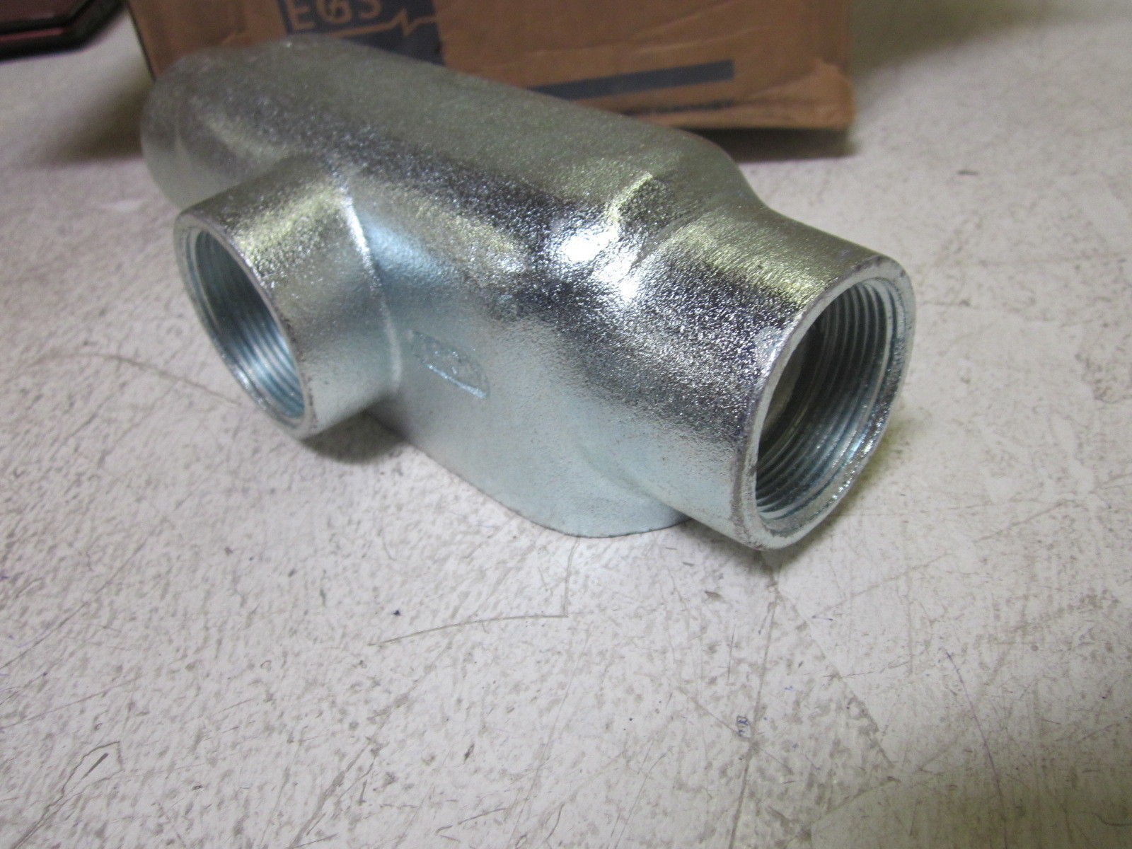 LOT OF 2 EGS ELECTRICAL GROUP T-150 CONDUIT BODIES TYPE T 1 1/2"  NSMP
