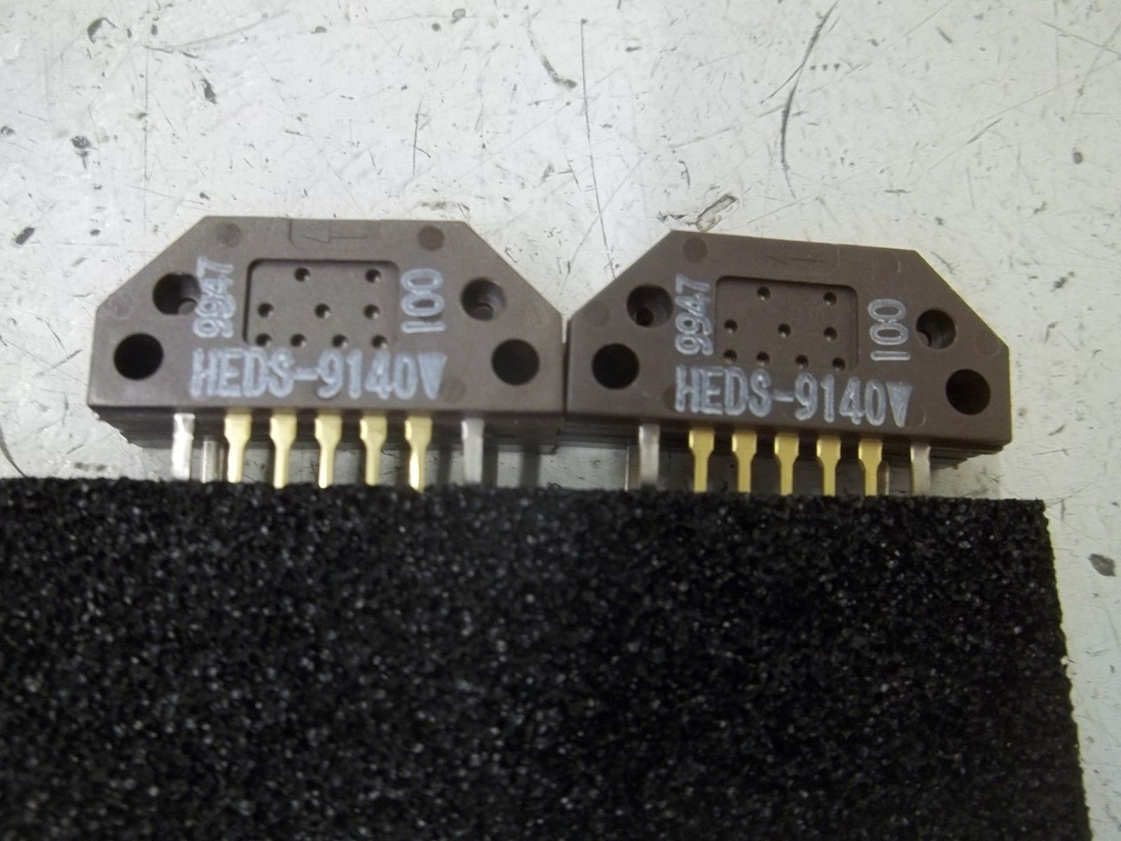 LOT OF 2 ENCODER 9140-I00 NSNP