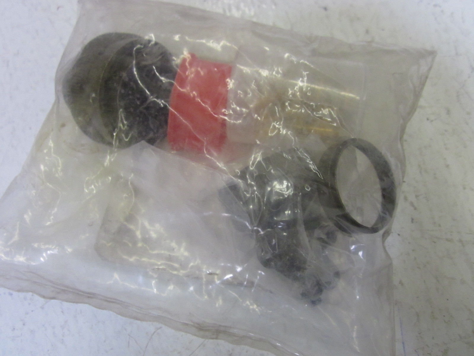 LOT OF 2 FCI 8-51-06RC20-41S50 NSMP