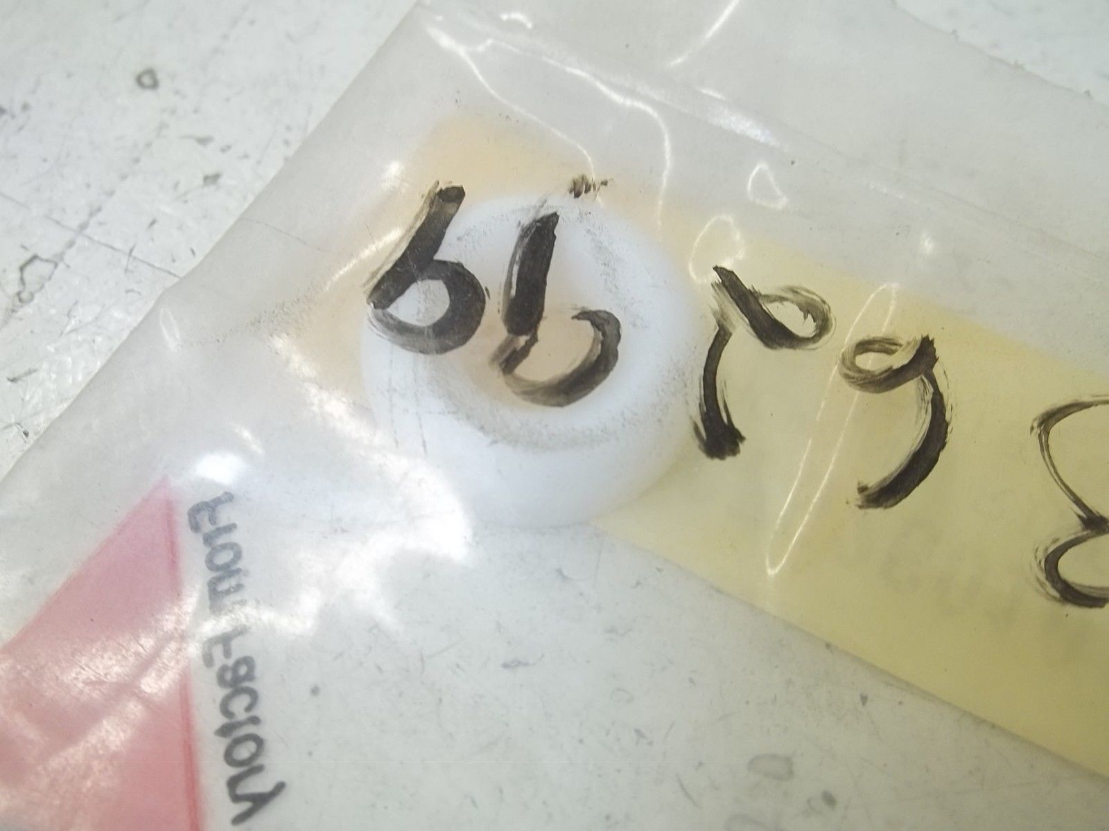 LOT OF 2 FISHER 1C752601012 PACKING RING NSMP