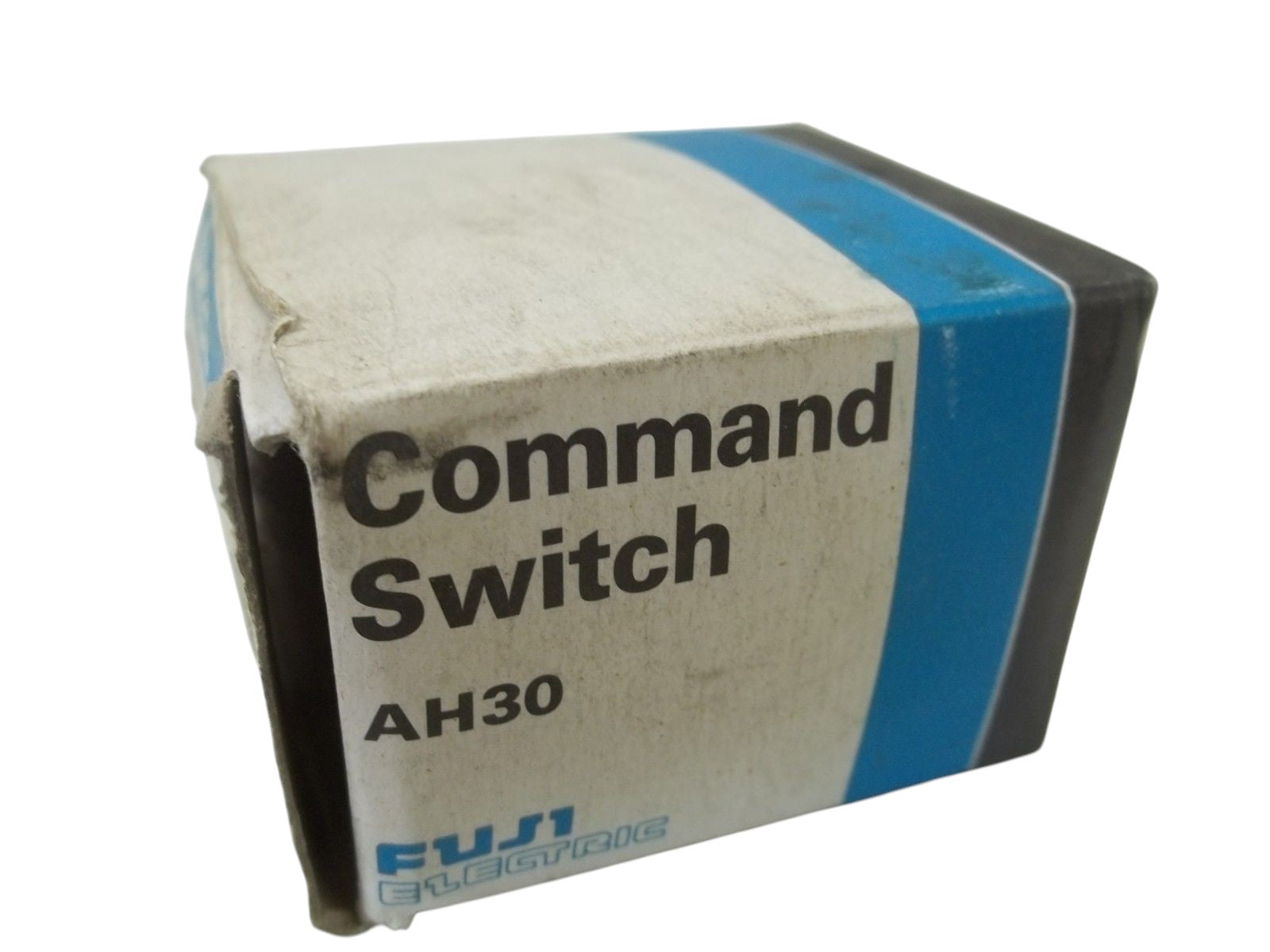 LOT OF 2 FUJI ELECTRIC AH30-ZN COMMAND SWITCH NSMP