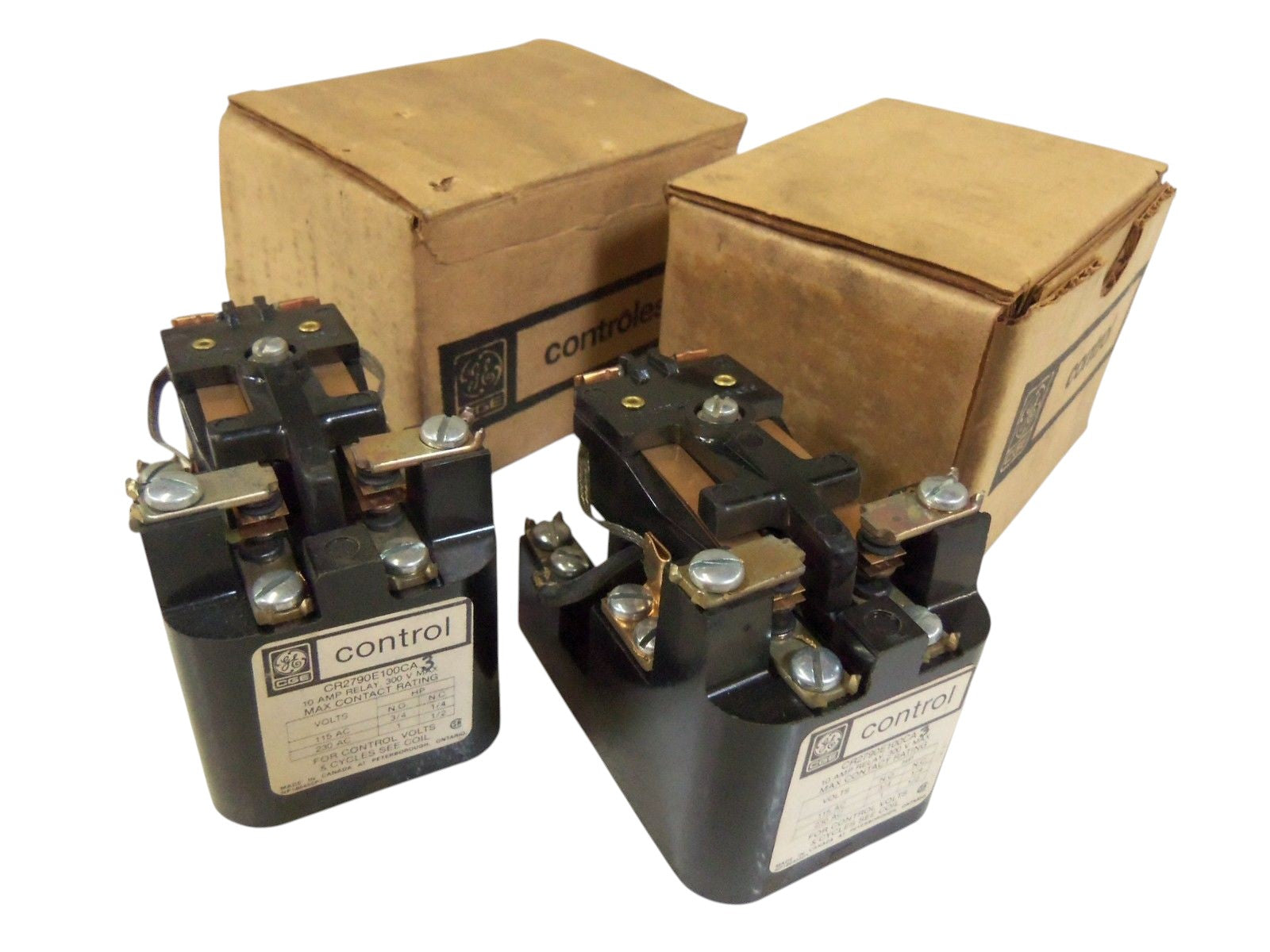 LOT OF 2 GENERAL ELECTRIC CONTROL RELAY CR2790E100CA UNMP