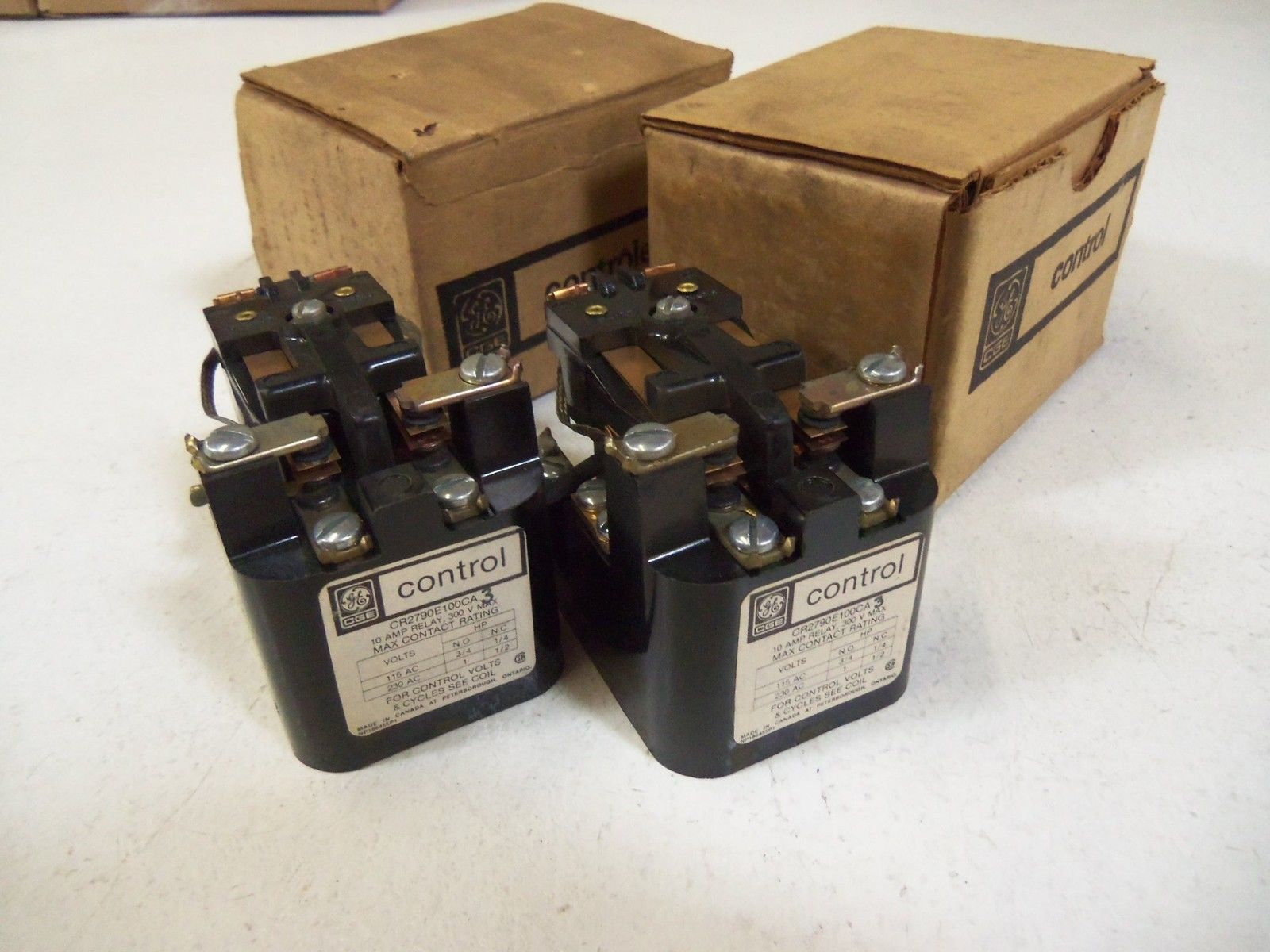 LOT OF 2 GENERAL ELECTRIC CONTROL RELAY CR2790E100CA UNMP