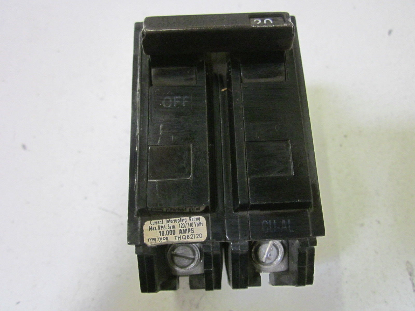 LOT OF 2 GE THQB2120 CIRCUIT BREAKER UNMP