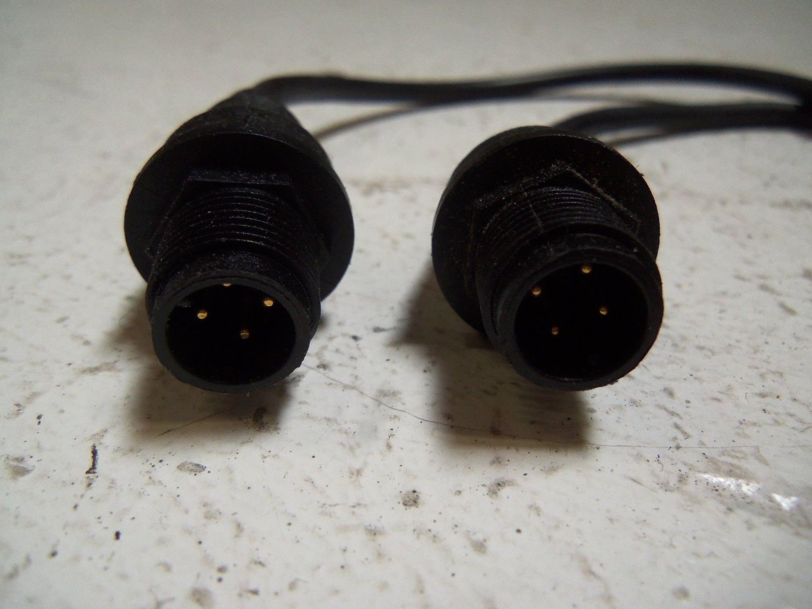 LOT OF 2 HYDEPARK SM380A-208-00FP NSMP