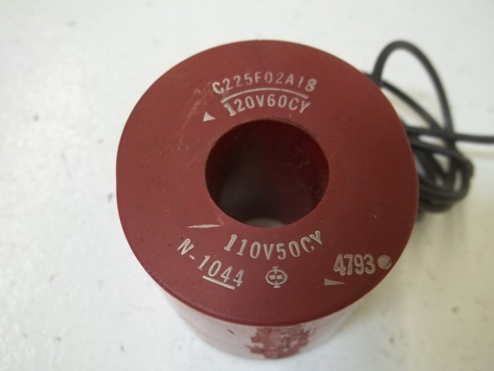 ITT C225F02A18 SOLENOID COIL 110/120V UNMP