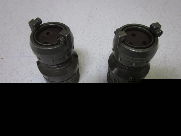 LOT OF 2 AMPHENOL MS3100E28-3P UNMP