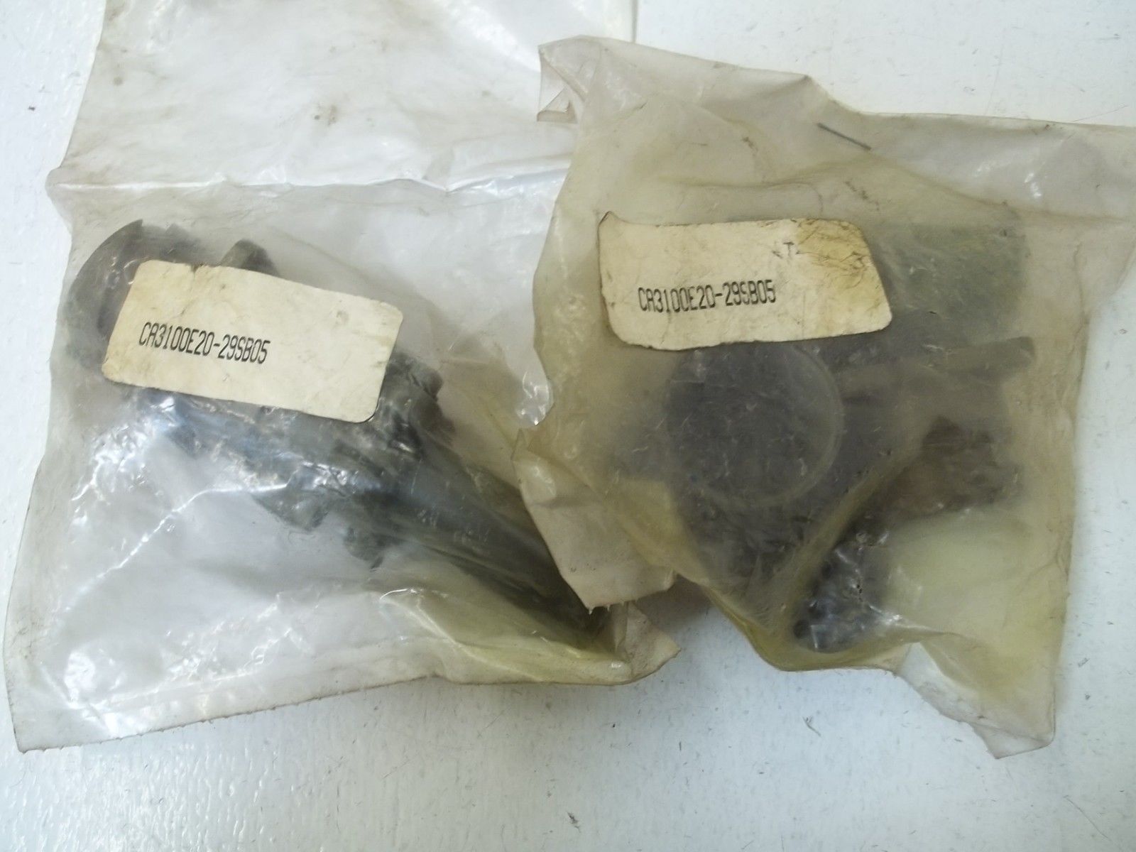 LOT OF 2 ITT CANNON CA3100E20-29SB05 DIGI KEY NSNP