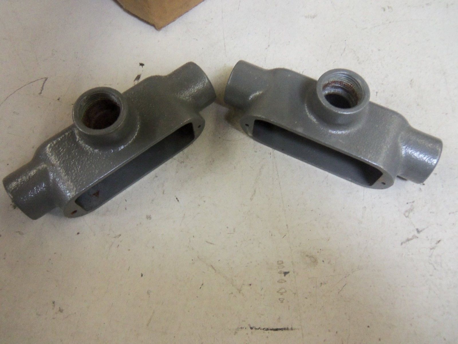 LOT OF 2 KILLARK OT-3M CONDUIT (MISSING TOP OF BOX) NSMP