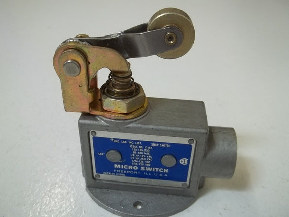 LOT OF 2 MICROSWITCH BZV-2RQ2 LIMIT SWITCH *USED*