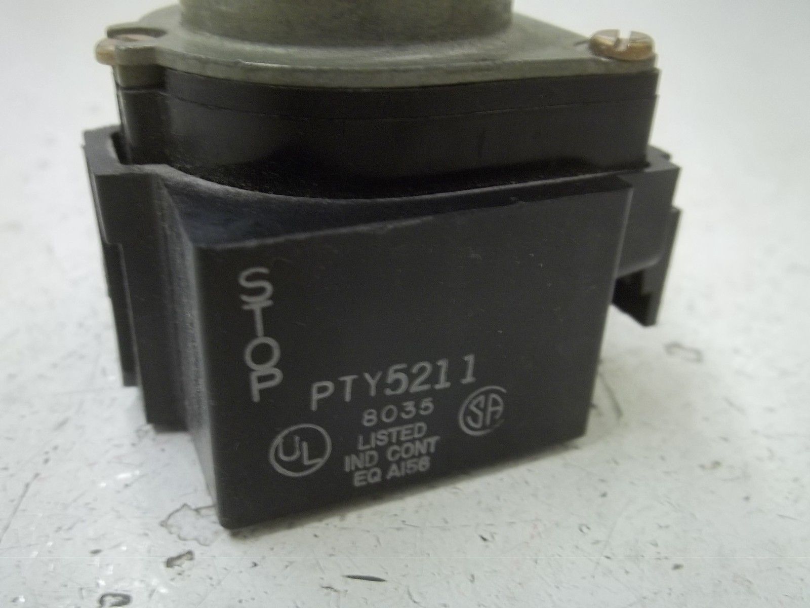 MICRO SWITCH PTY5211  MAINTAIN PUSH MOMENTARY UNMP