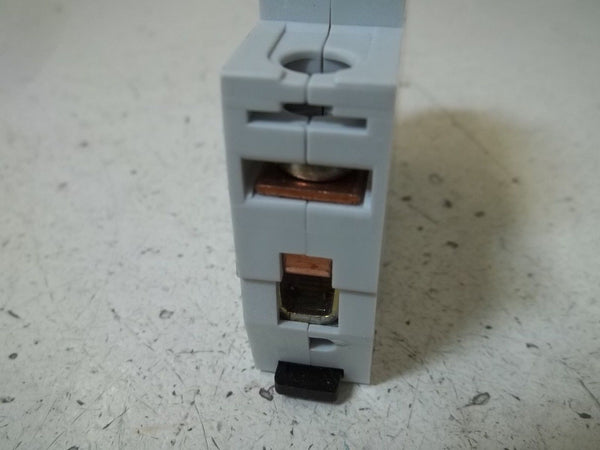 LOT OF 2 MOELLER FAZ-C1 CIRCUIT BREAKER NSNP