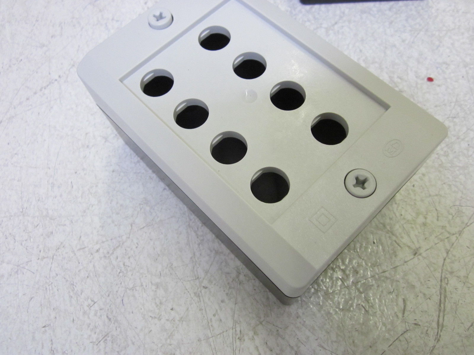 LOT OF 2 MOELLER I8 PUSH BUTTON ENCLOSURE NSMP