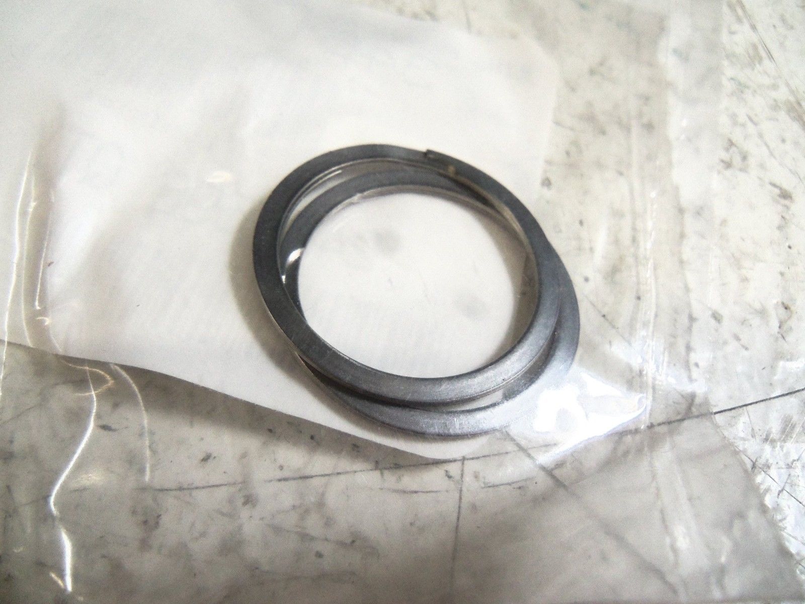 LOT OF 2 NEXEN 3461 RETAINING RING NSMP