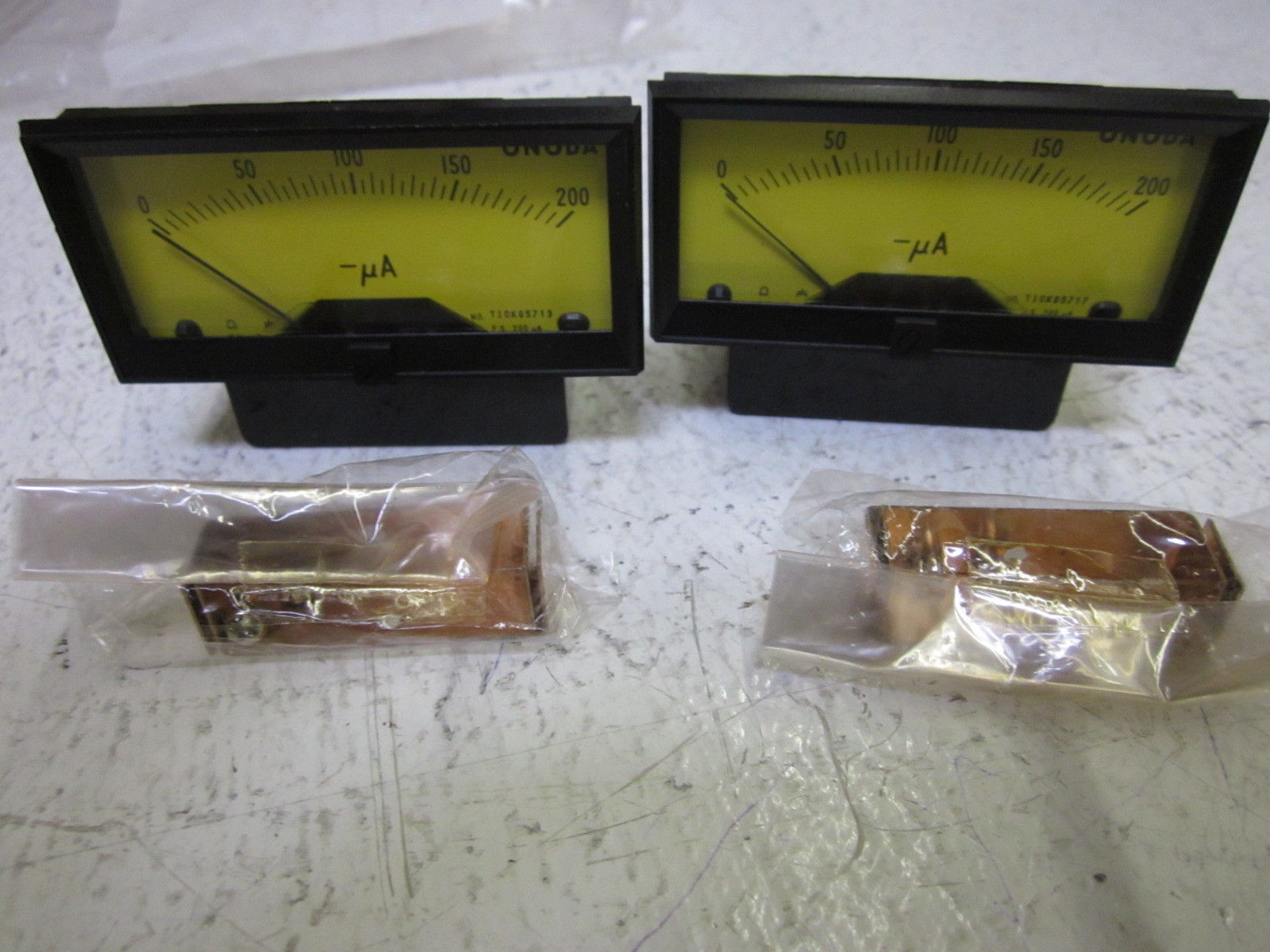 LOT OF 2 ONODA DU-1 0-200 TICK05713 NSNP