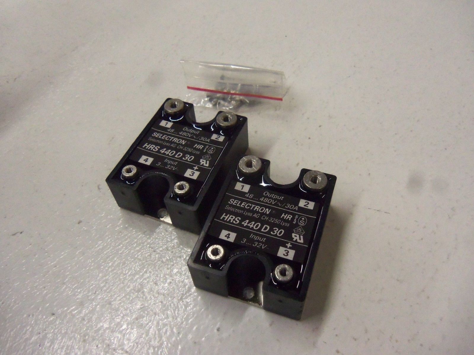 LOT OF 2 SELECTRON HRS 440 D 30 NSNP