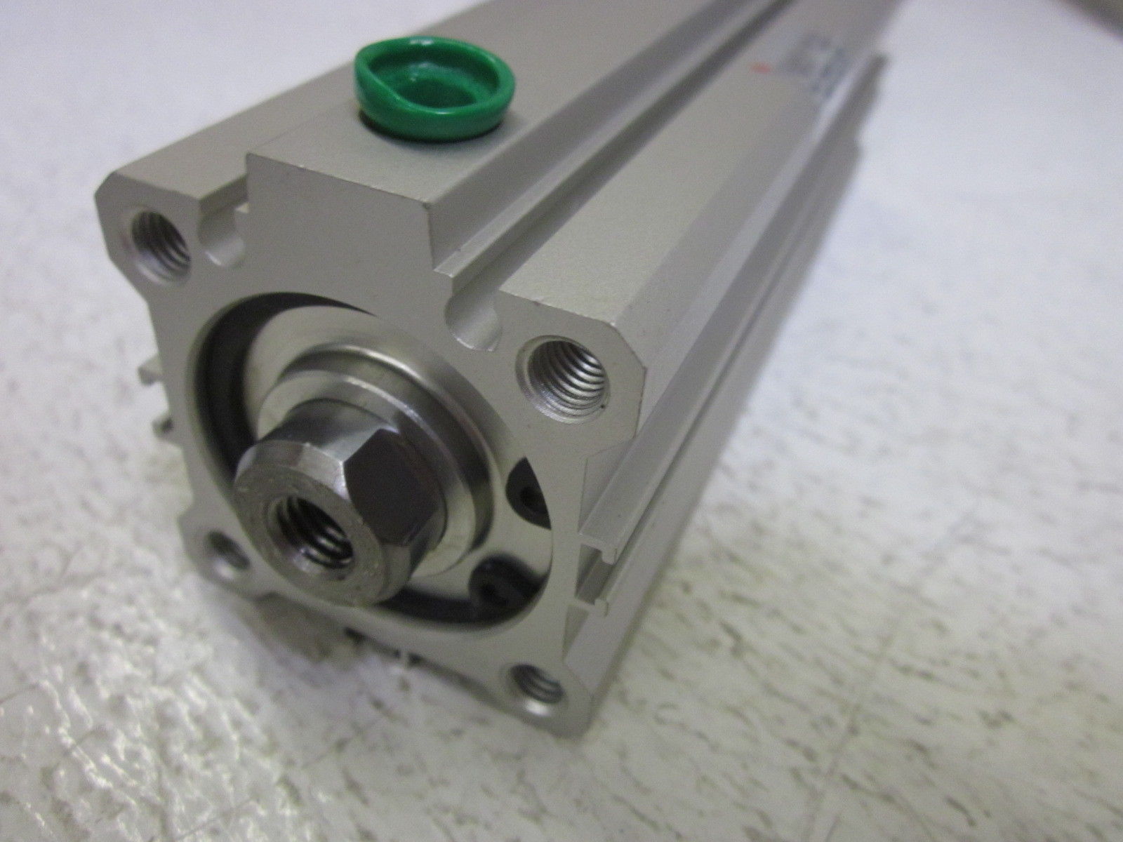 LOT OF 2 SMC CDQ2WA32-80-DA AIR CYLINDER NSNP