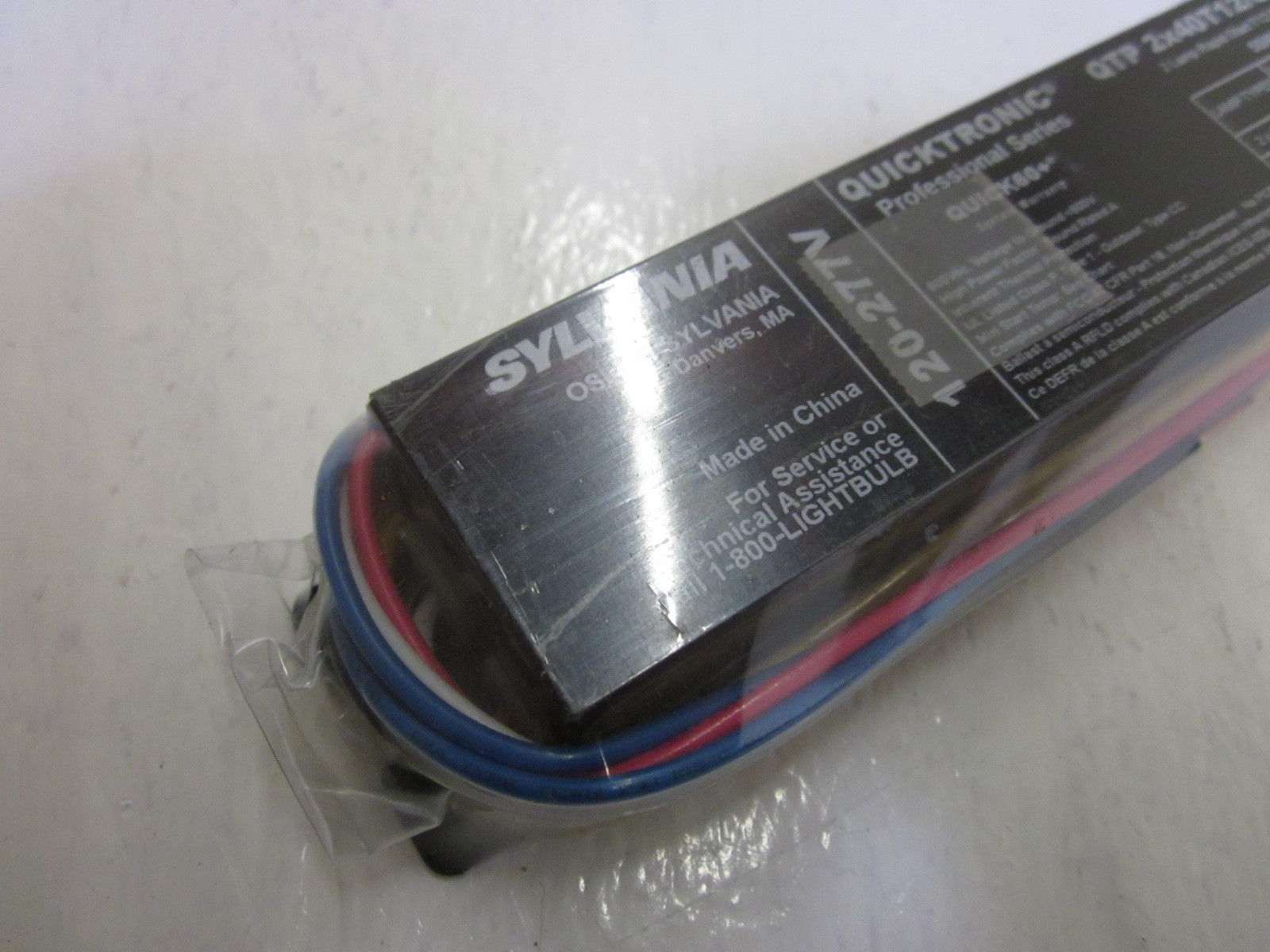 LOT OF 2 SYLVANIA QTPZX40T12/UNV/RS/SC NSNP