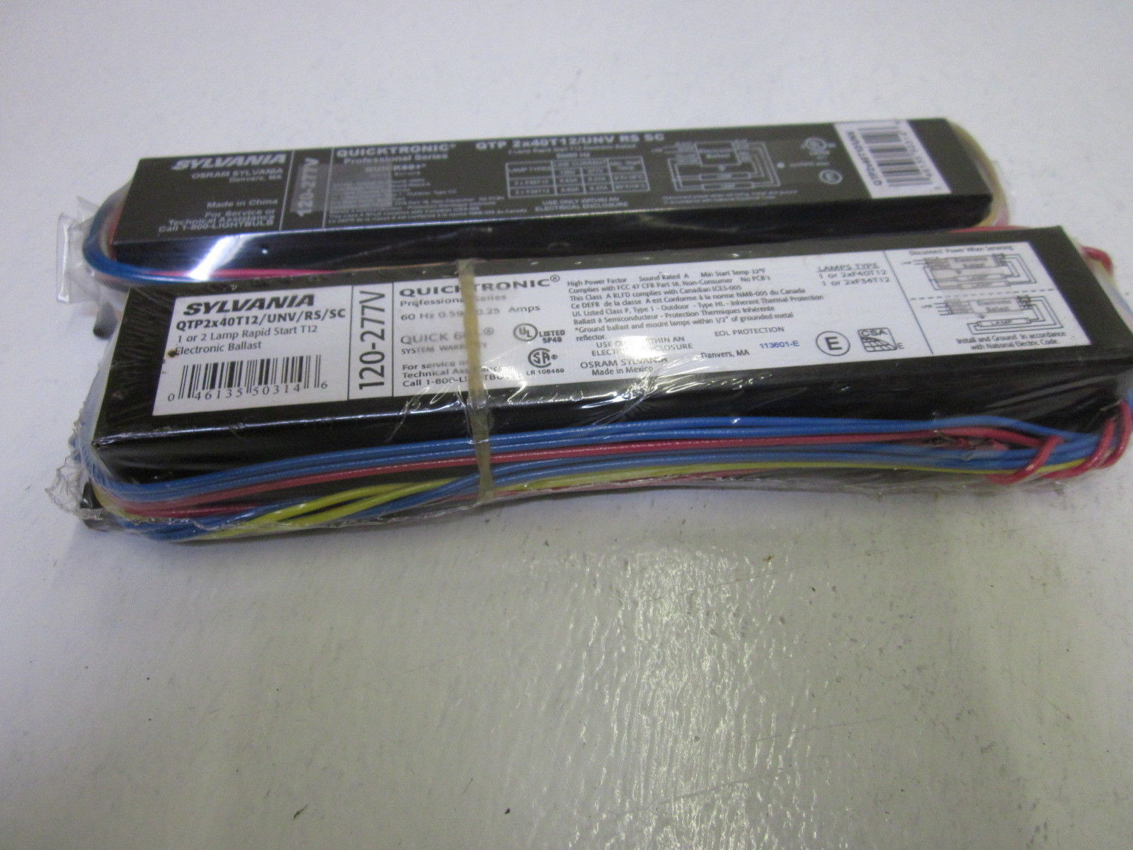 LOT OF 2 SYLVANIA QTPZX40T12/UNV/RS/SC NSNP