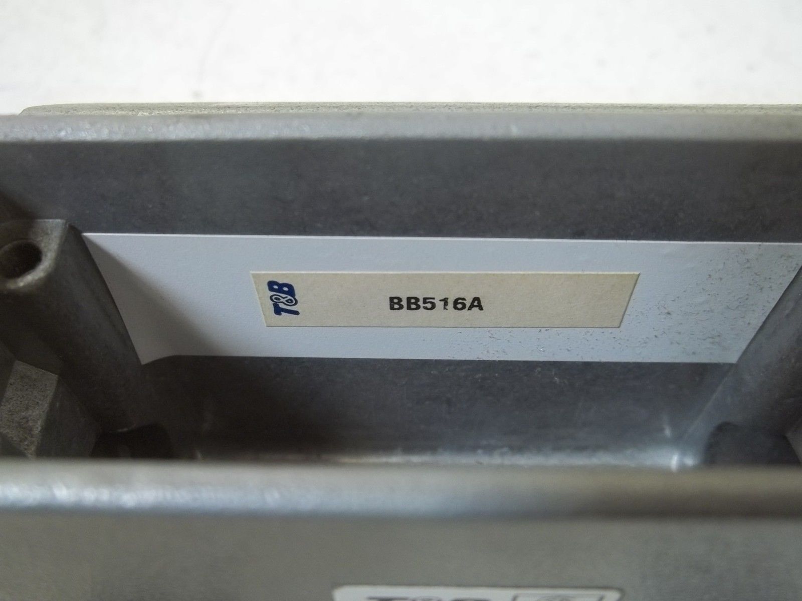 LOT OF 2 T & B BB516A NSNP