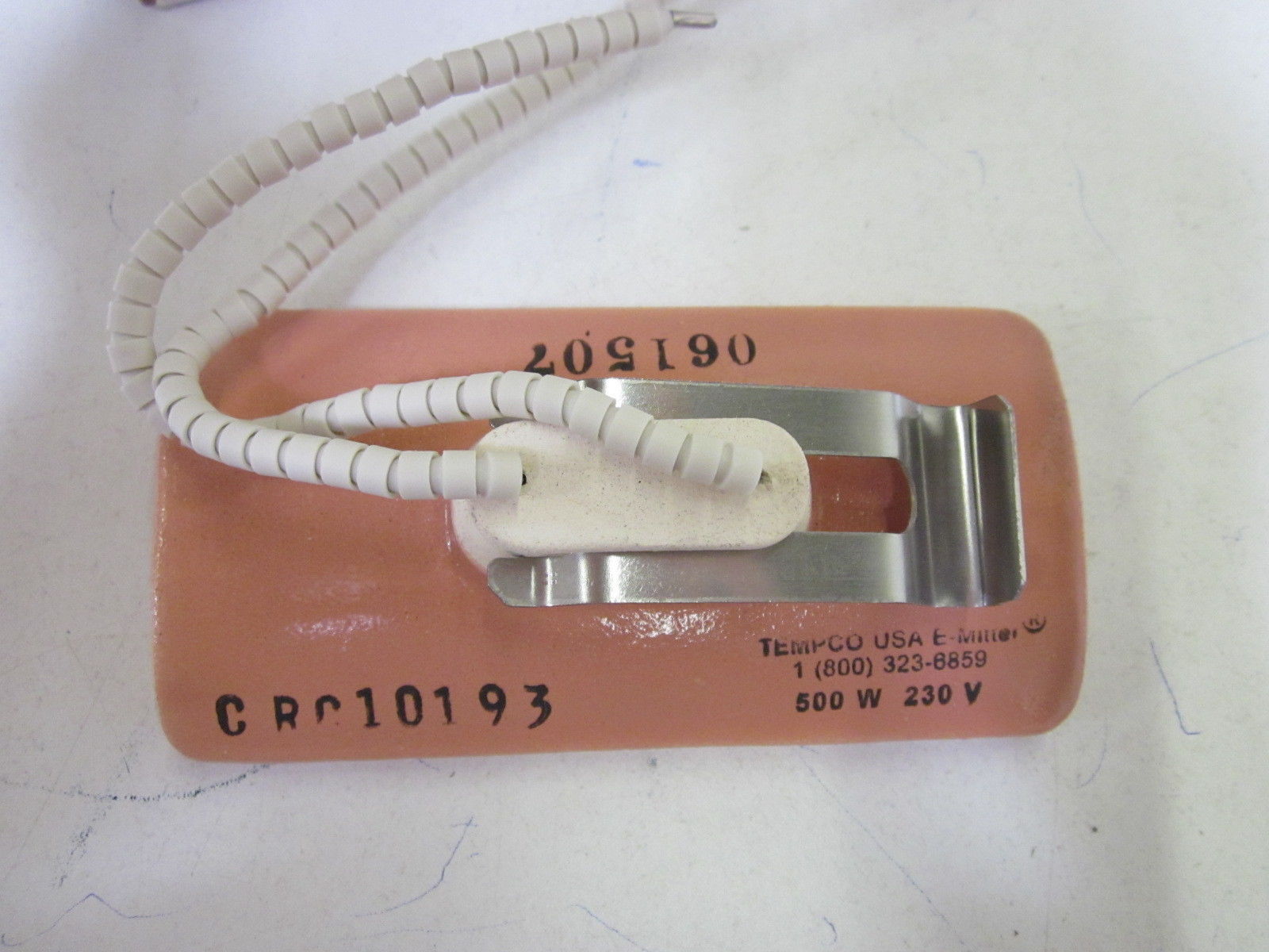 TEMPCO CRC10193 052507 CERAMIC HEATER EMITTER 500W 230V NSMP