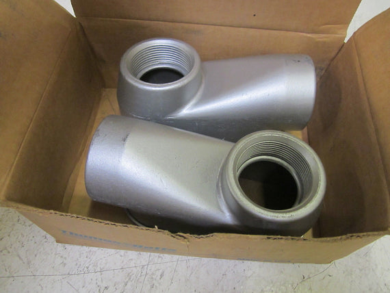 LOT OF 2 THOMAS & BETTS 1494 CONDUIT BODY ENTRANCE 1-1/2" *NEW IN BOX*
