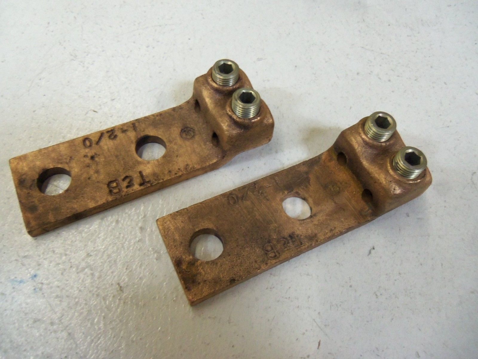 LOT OF 2 THOMAS & BETTS 32009BD PRESSURE TERMINAL CONNECTOR NSMP