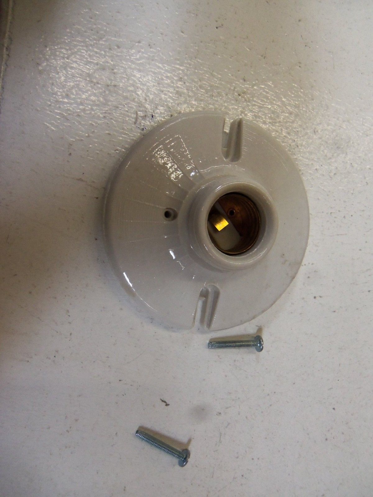 BRYANT 5228 (PACKAGE OF 3) NSMP