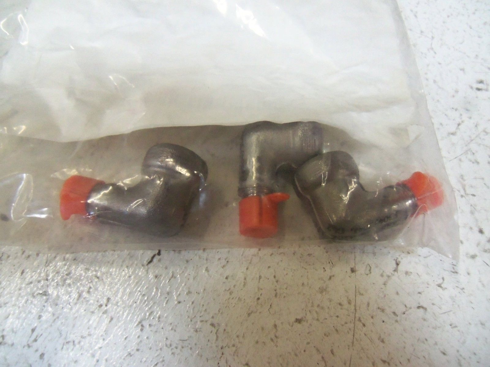 LOT OF 3 ELBOW, 90 DEGREE 1/8" S.S. 4/8-90ST-SS NSNP